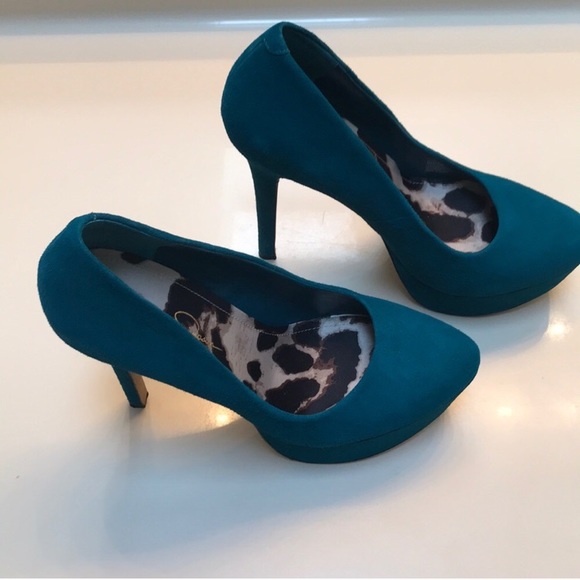 Jessica Simpson suede pumps - Picture 2 of 3